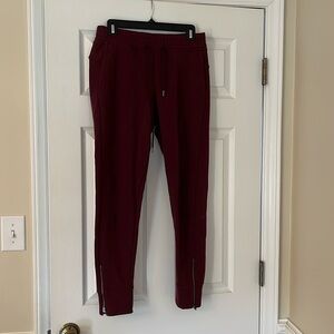 CRZ yoga joggers size small